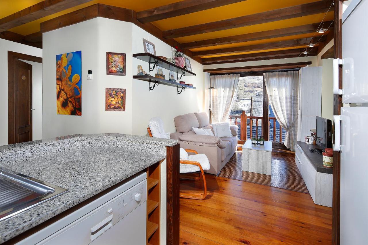Apartamento La Santeta De Aran 비에라 외부 사진